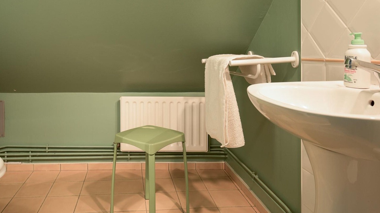 Photo of Bathroom in Le Lardin-Saint-Lazare