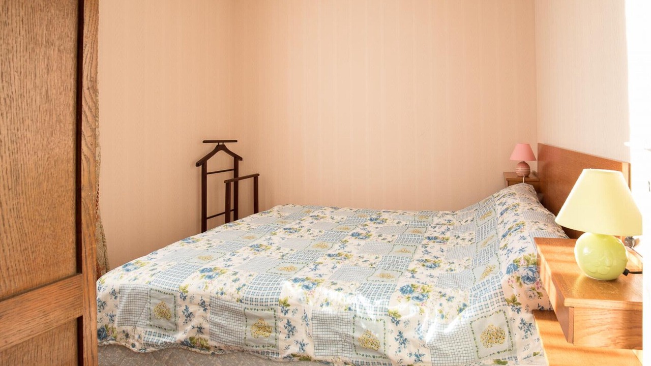 Photo of Bedroom in Le Lardin-Saint-Lazare