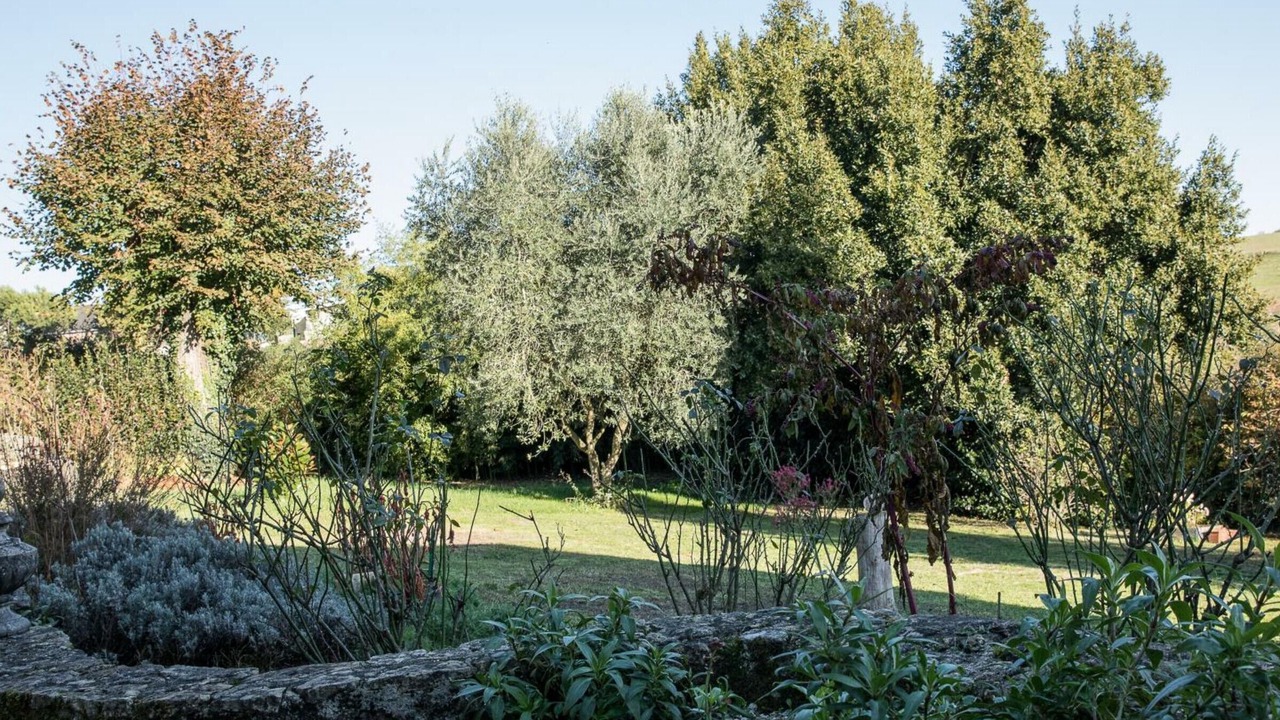 Photo of Outdoor in Le Lardin-Saint-Lazare