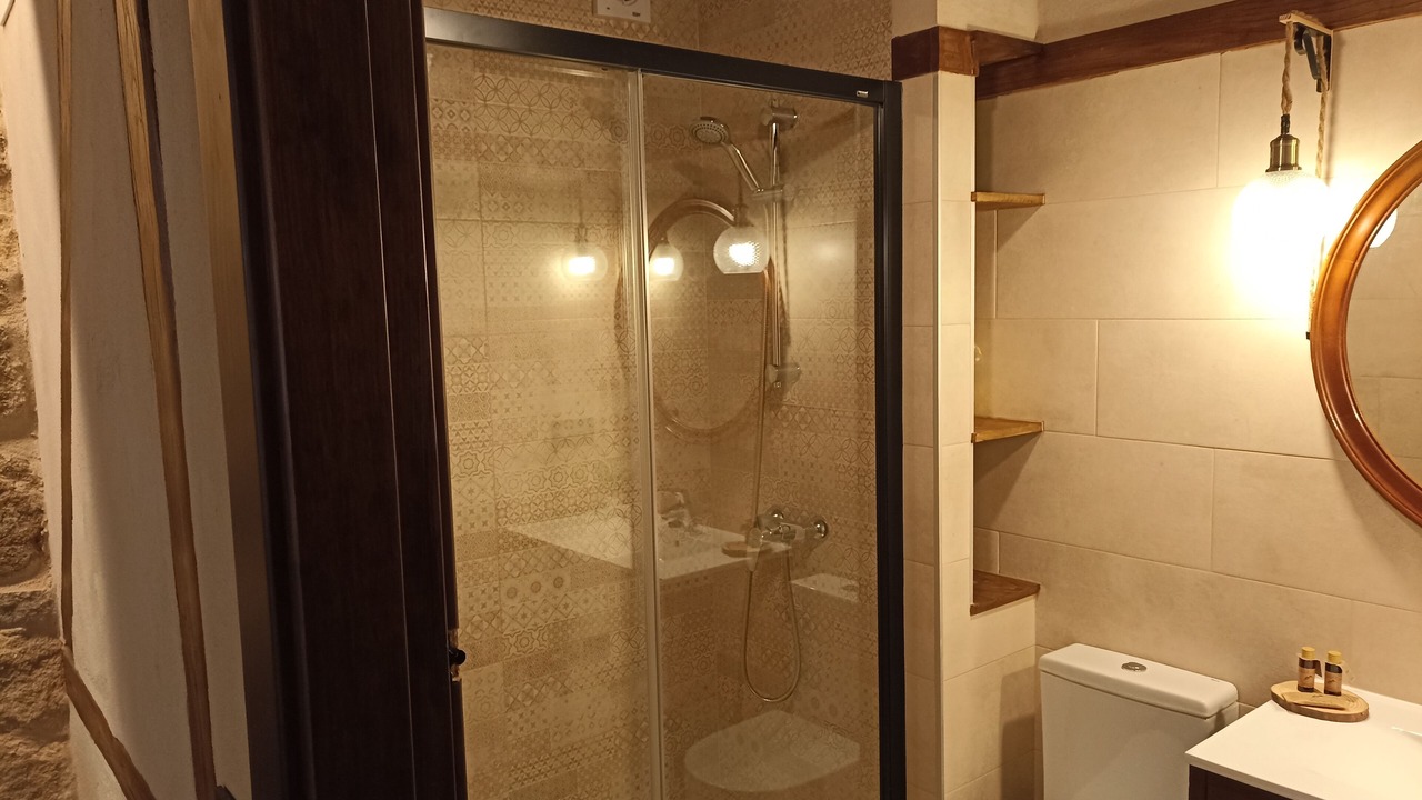 Photo of Bathroom in Candelario