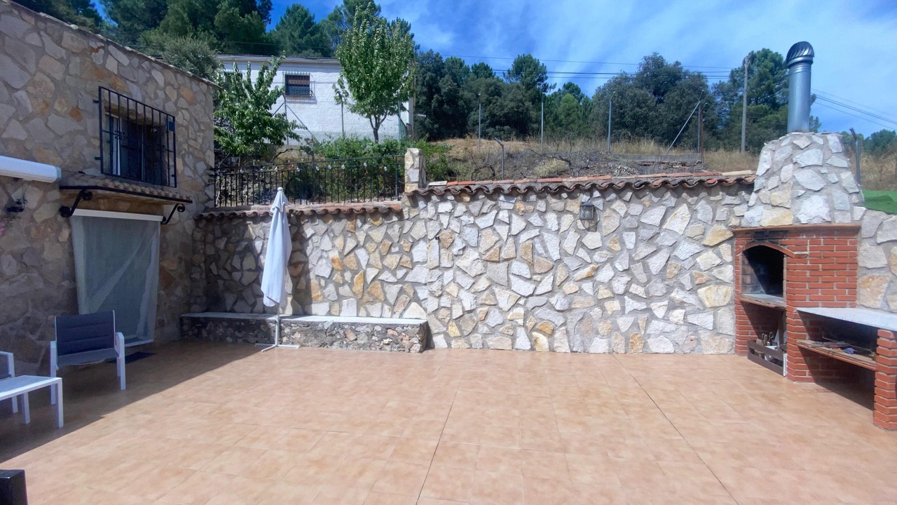 Photo of Patio Balcony in La Casa de la Noguera