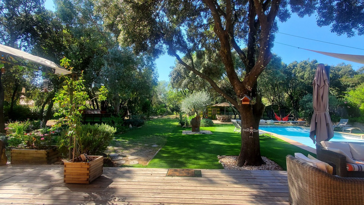 Photo of Outdoor in Caremeau