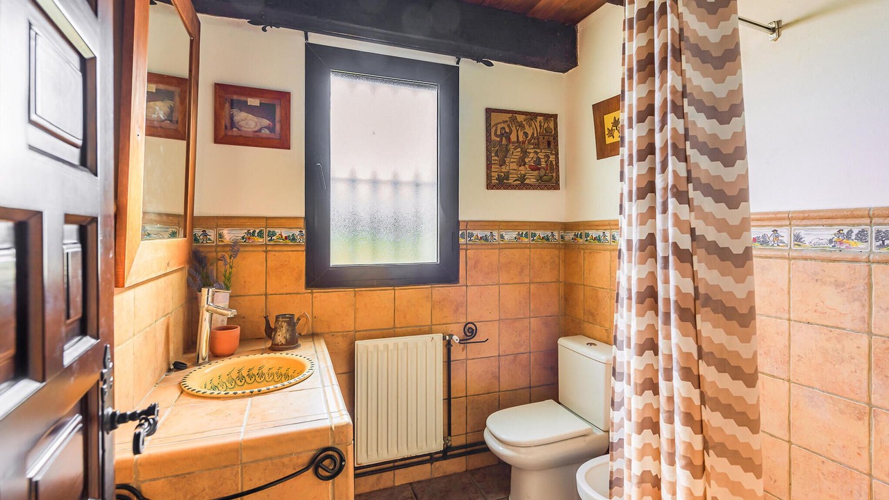 Photo of Bathroom in Valverde de Leganes