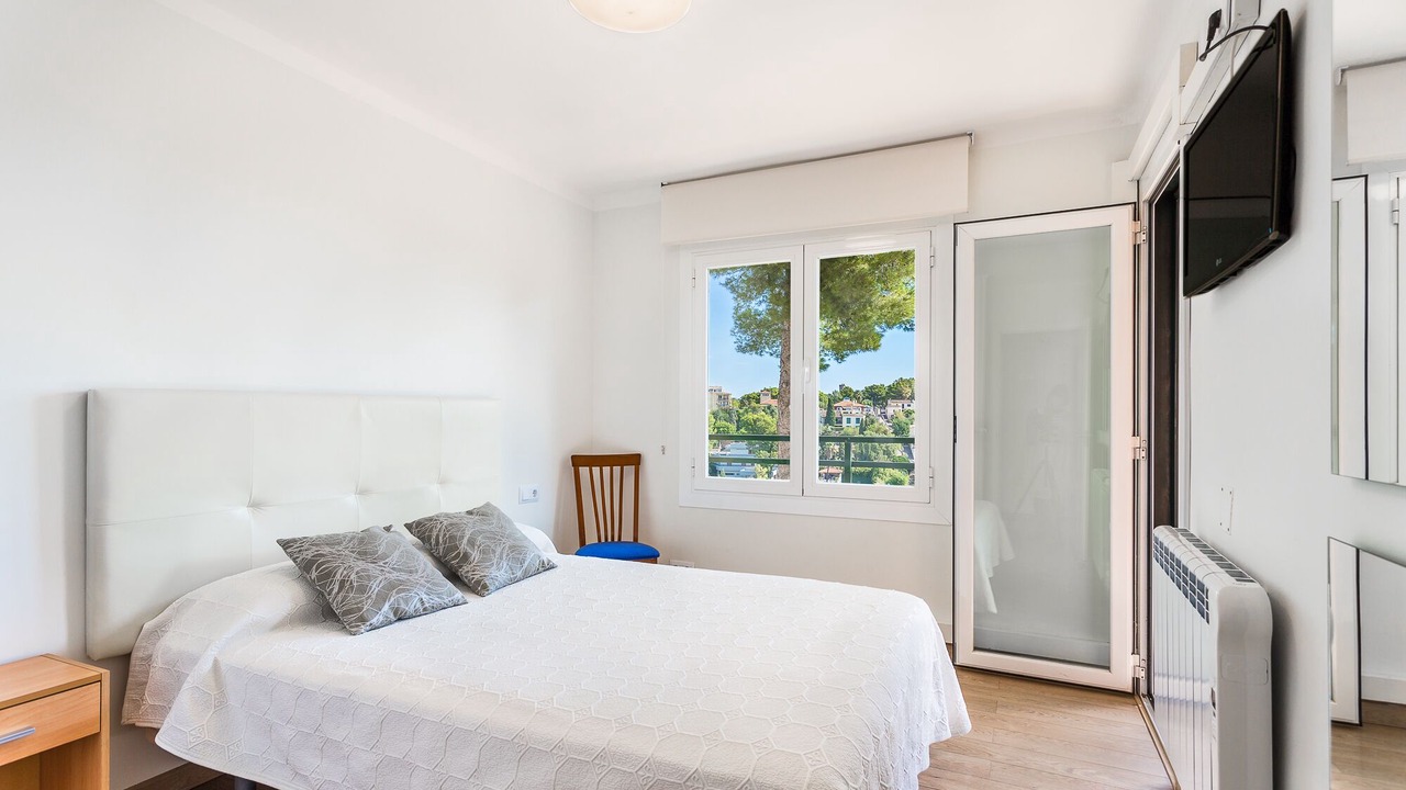 Photo of Bedroom in Calamayor