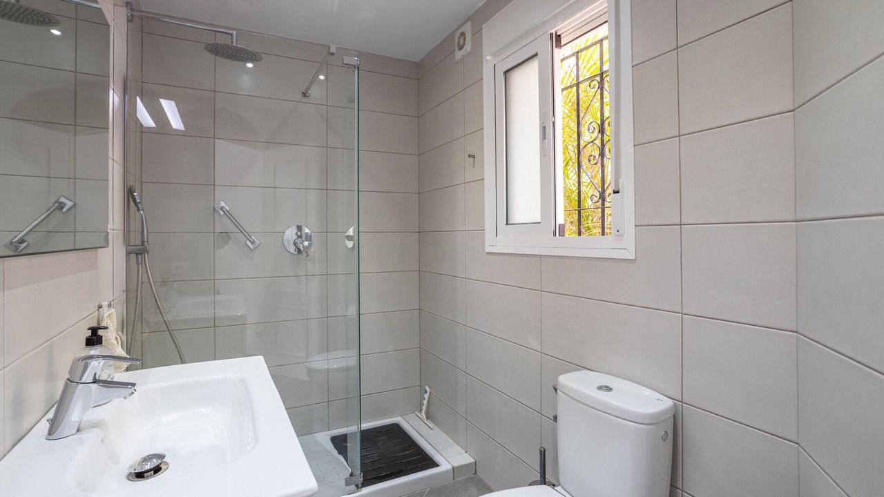 Photo of Bathroom in Urbanizacion Ladera del Mar