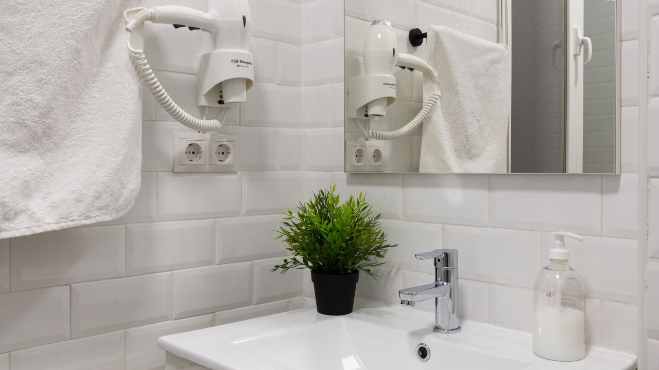Photo of Bathroom in Embajadores