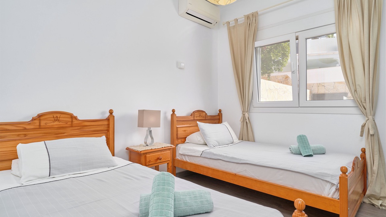 Photo of Bedroom in Chimenea