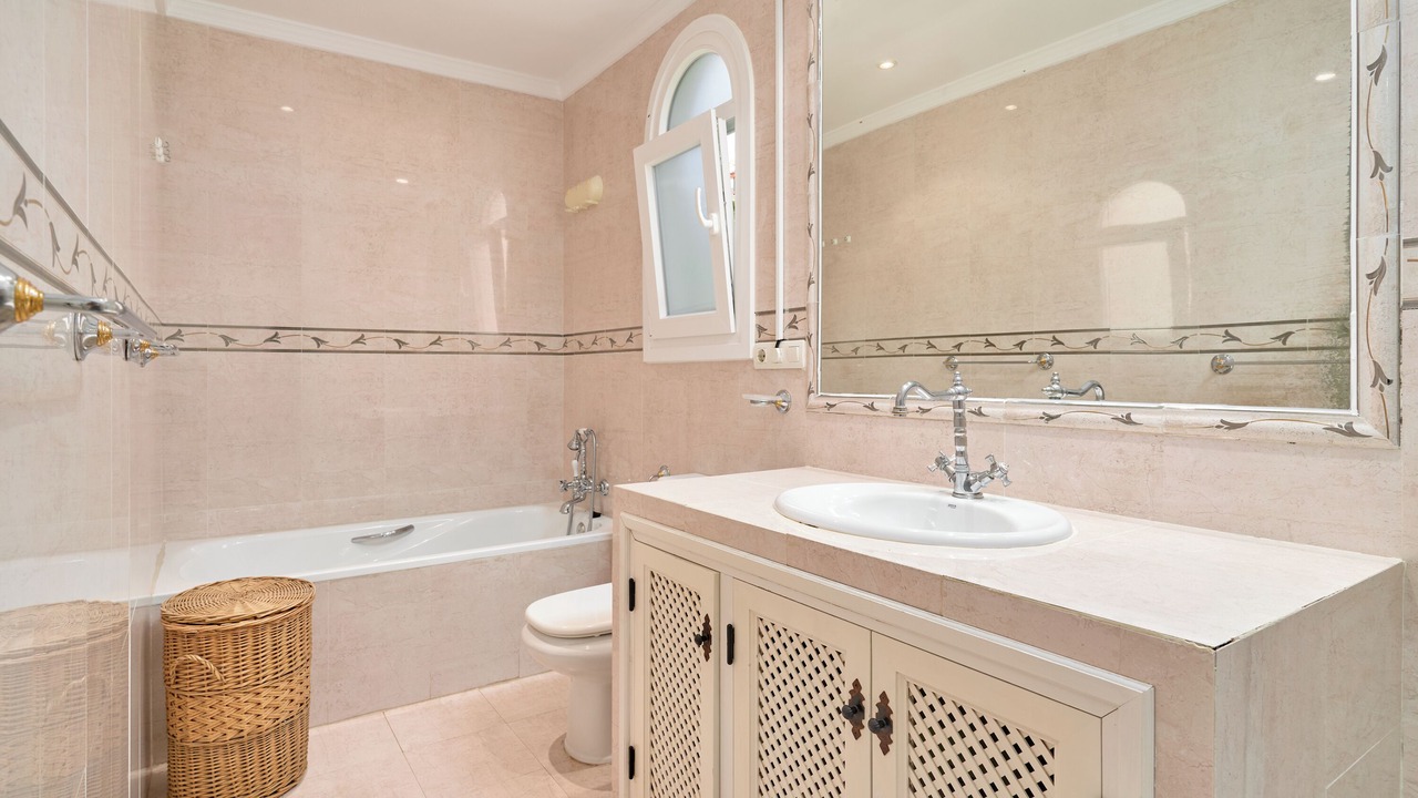 Photo of Bathroom in Chimenea