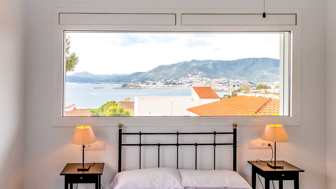 Photo of Bedroom in Llanca