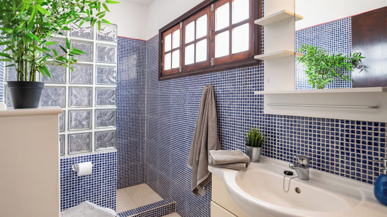 Photo of Bathroom in Haria