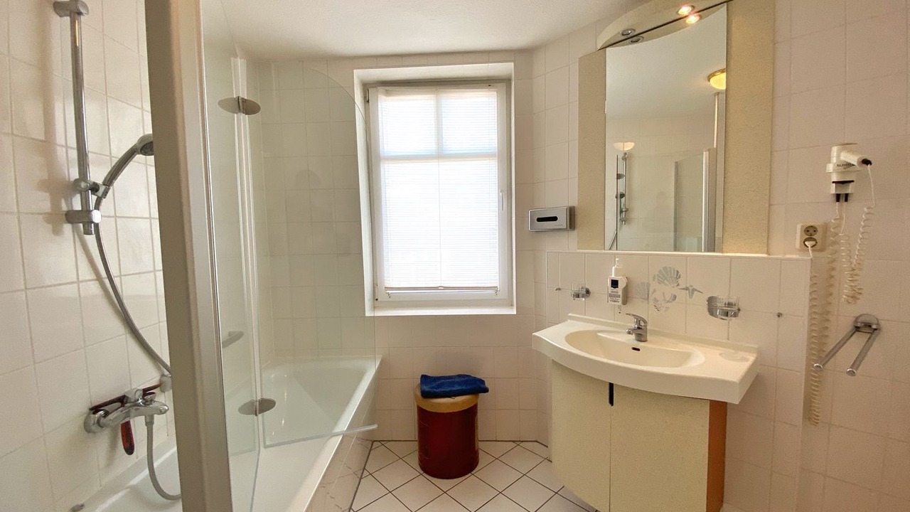 Photo of Bathroom in Neddesitz