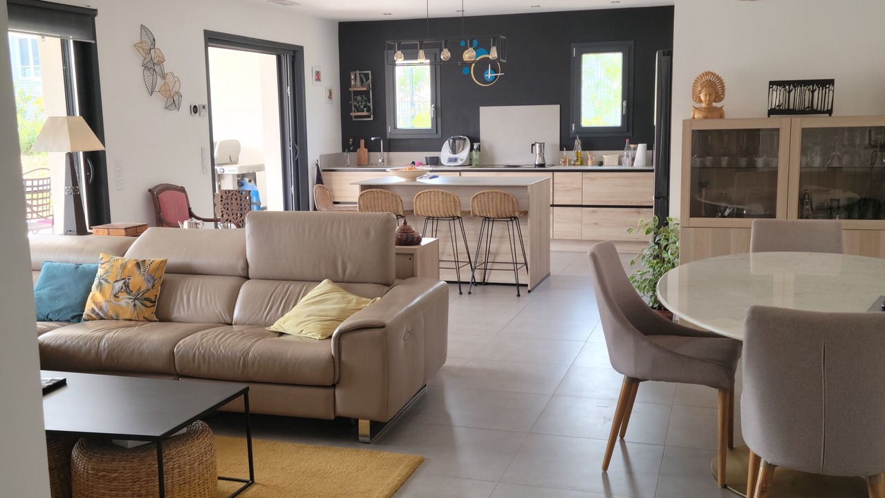 Photo of Others in Lunel