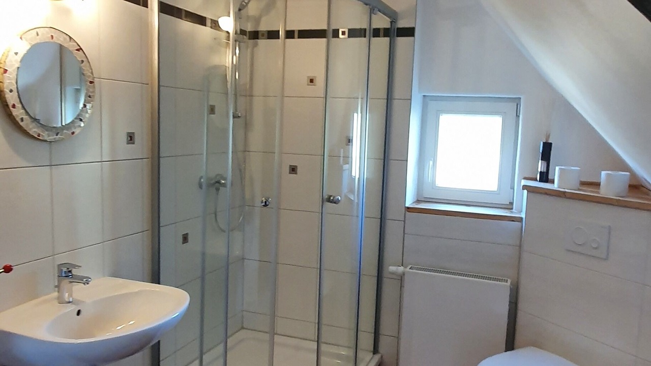 Photo of Bathroom in Pantow