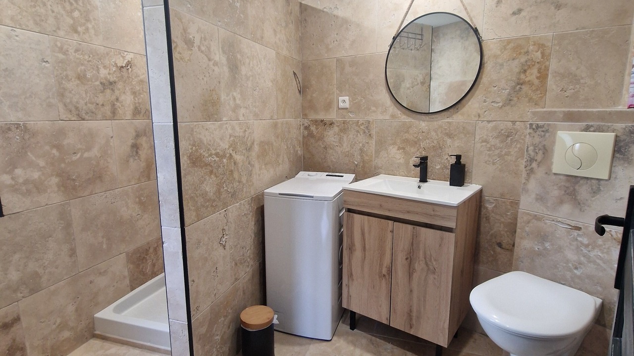 Photo of Bathroom in Fos-sur-Mer