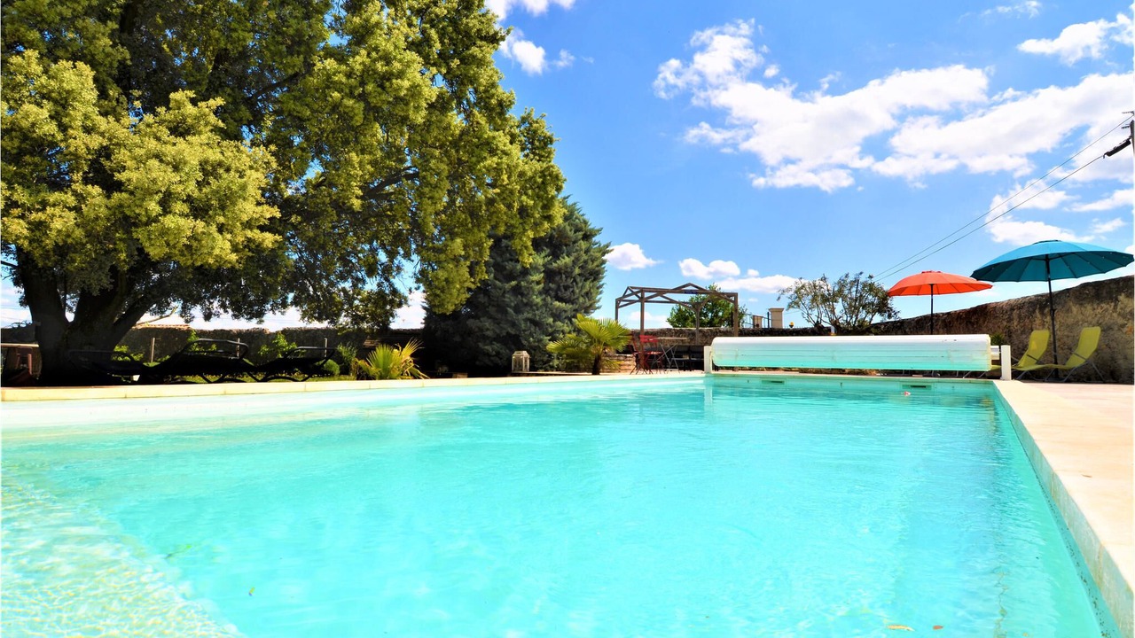 Photo of Outdoor in Pont-Saint-Esprit