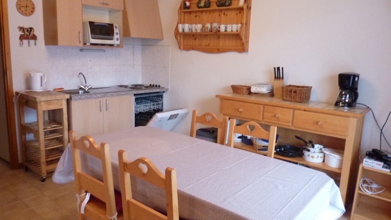 Photo of Kitchen in Station de Drouzin le Mont