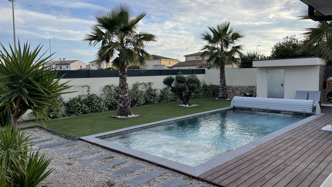 Photo of Outdoor in Lunel