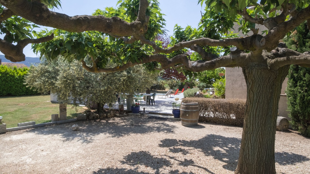 Photo of Patio Balcony in Maubec