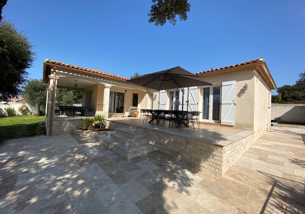 Photo of Patio Balcony in Saint-Siffret