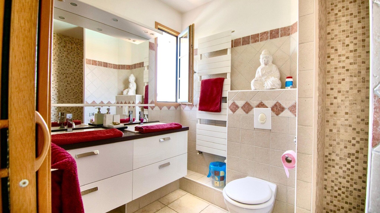 Photo of Bathroom in Villars