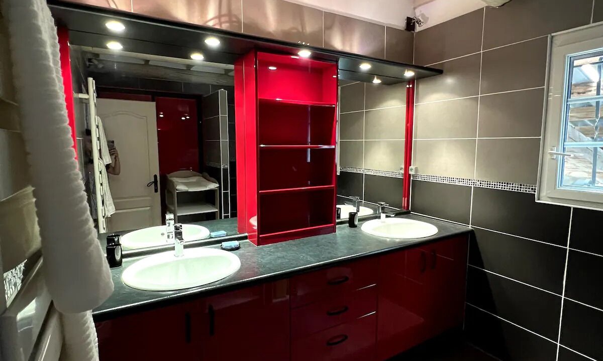 Photo of Bathroom in Arpaillargues-et-Aureillac