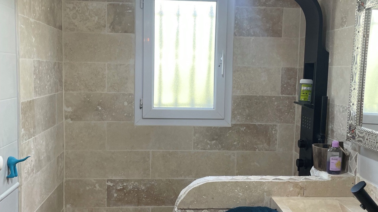 Photo of Bathroom in Saint-Etienne-du-Gres