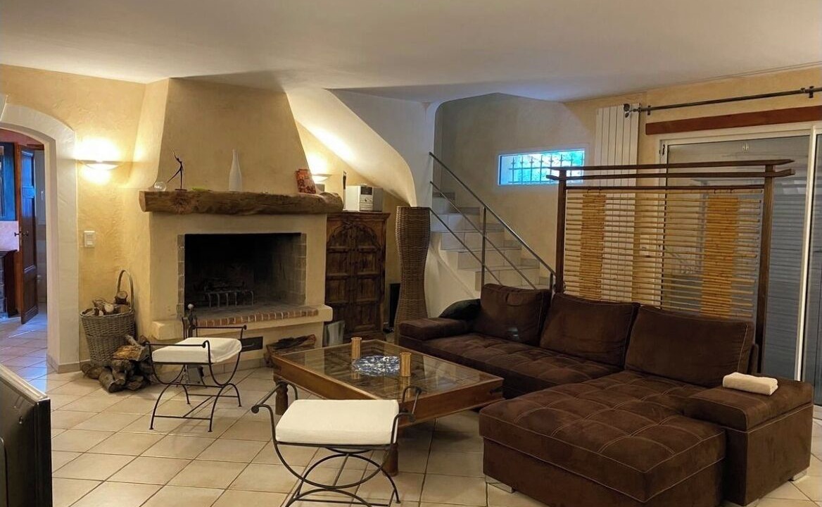 Photo of Livingroom in Grand Sud