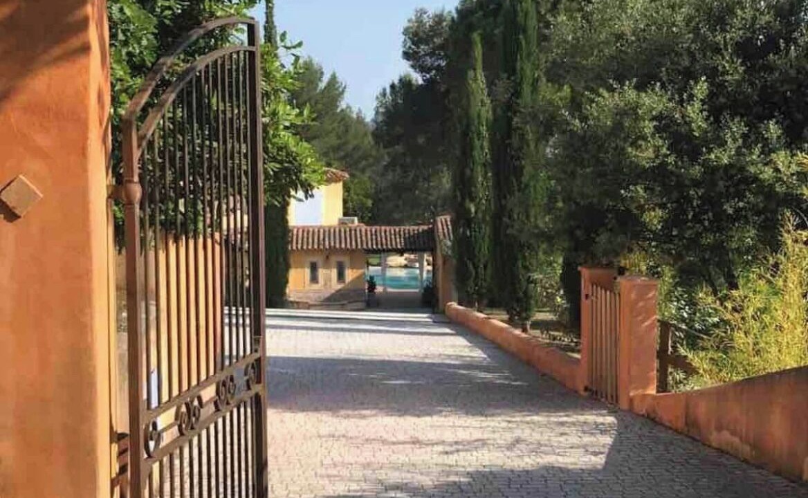 Photo of Outdoor in Grand Sud