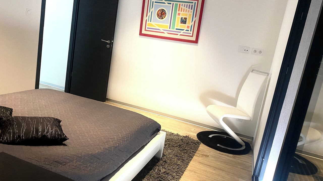 Photo of Bedroom in Ensues-la-Redonne