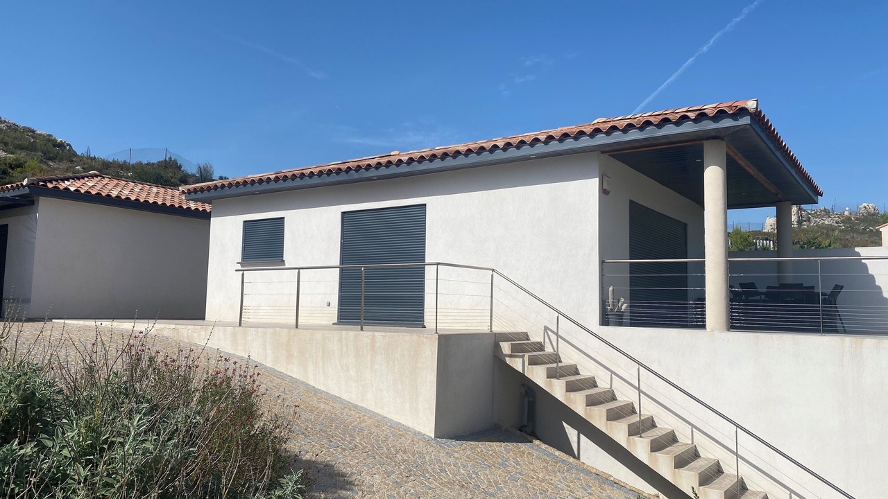 Photo of Outdoor in Ensues-la-Redonne