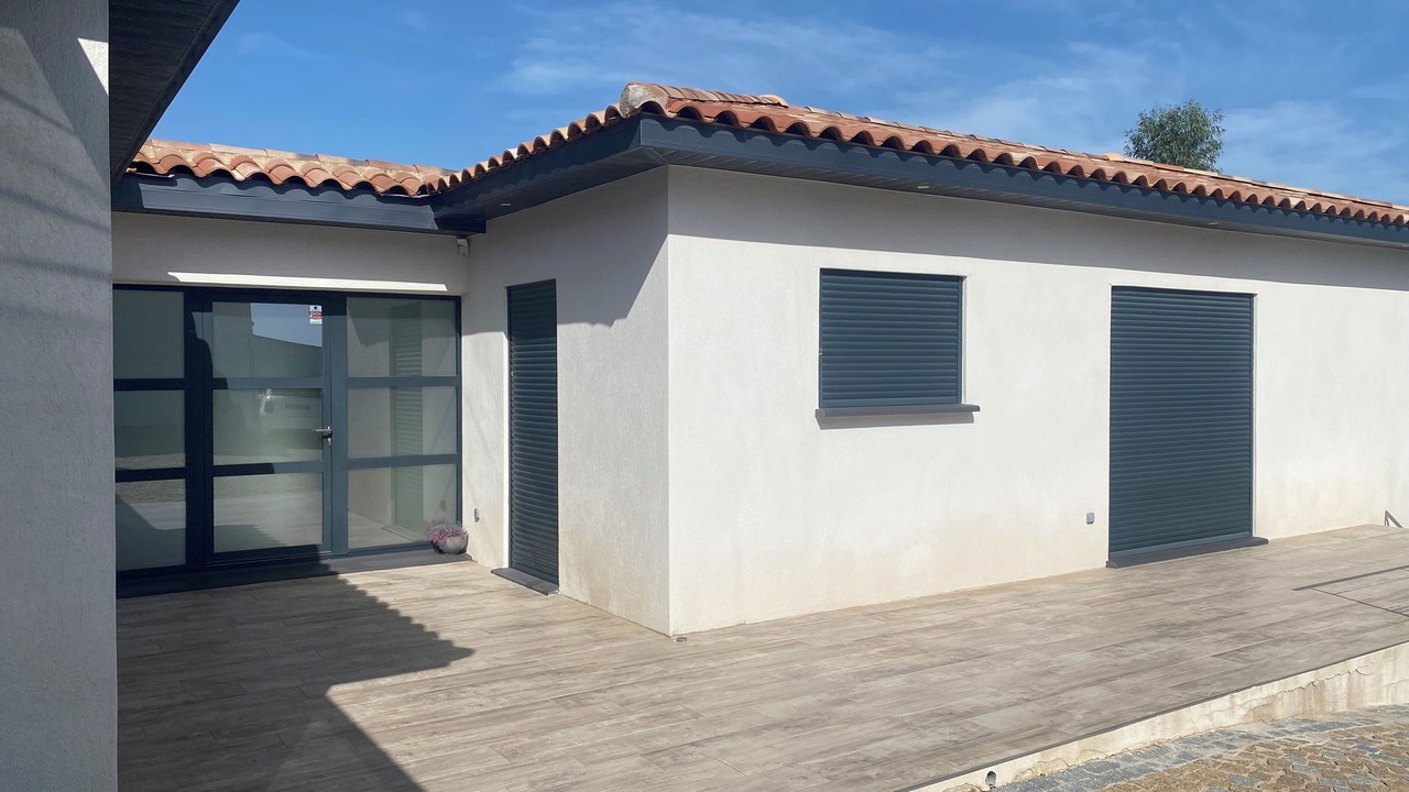 Photo of Outdoor in Ensues-la-Redonne