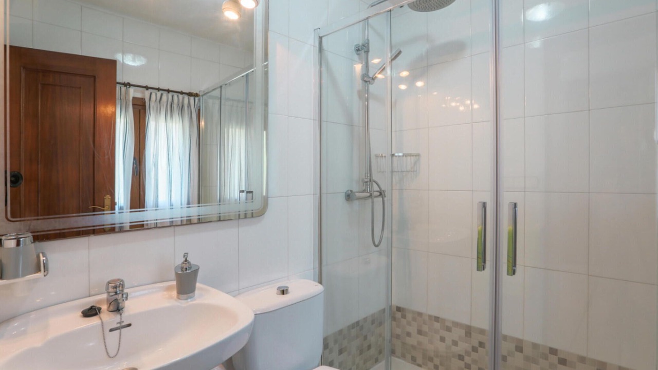 Photo of Bathroom in Samieira