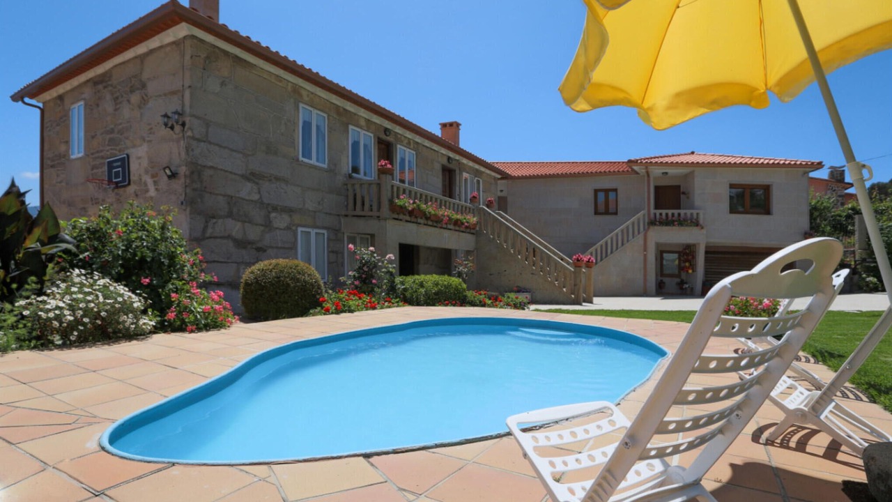 Photo of Outdoor in Samieira