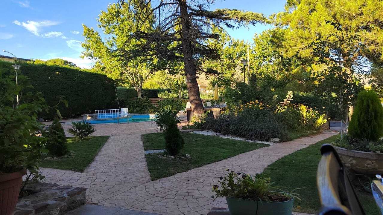 Photo of Outdoor in Los Angeles de San Rafael