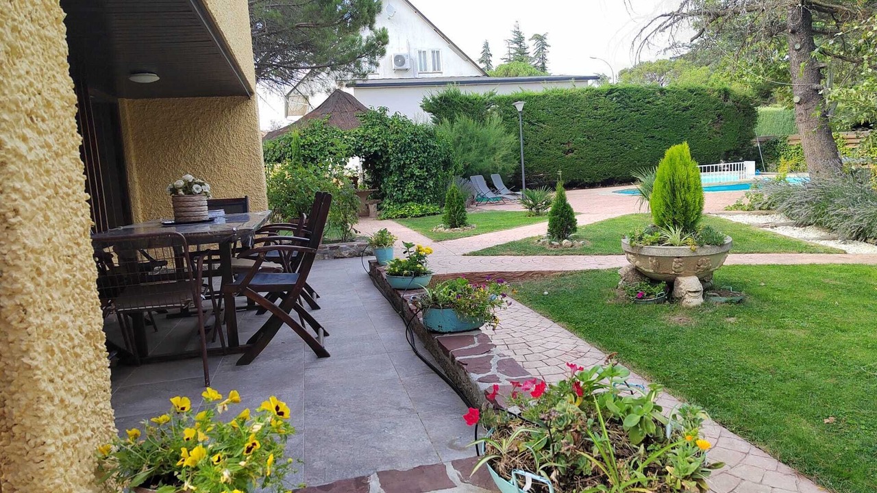 Photo of Outdoor in Los Angeles de San Rafael