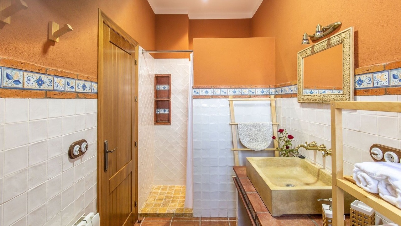 Photo of Bathroom in Almodovar del Rio