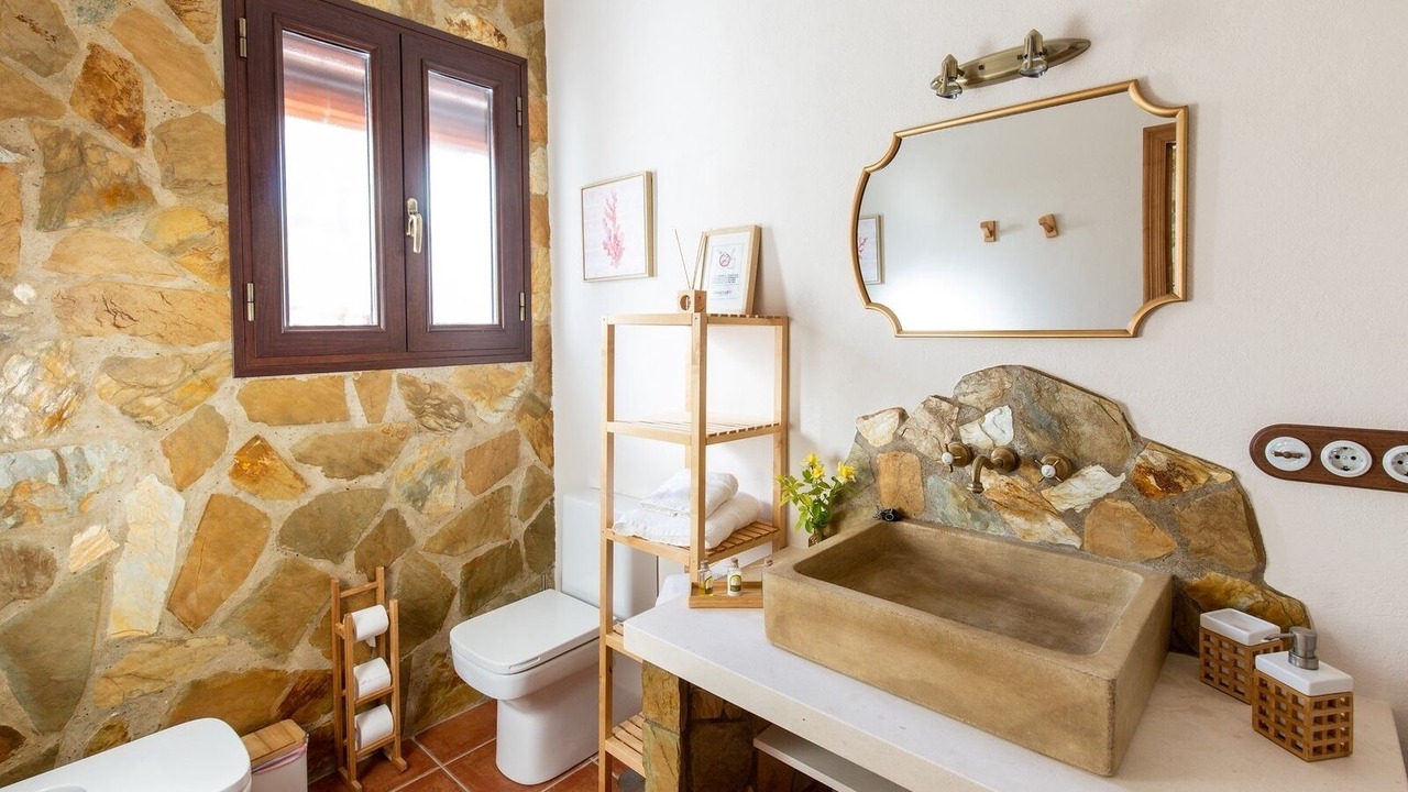 Photo of Bathroom in Almodovar del Rio