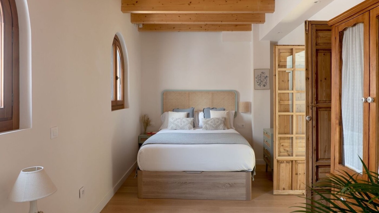 Photo of Bedroom in Alameda