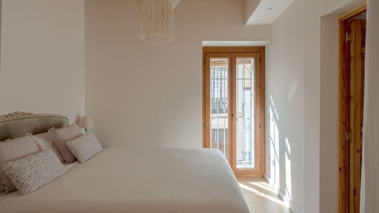 Photo of Bedroom in Alameda