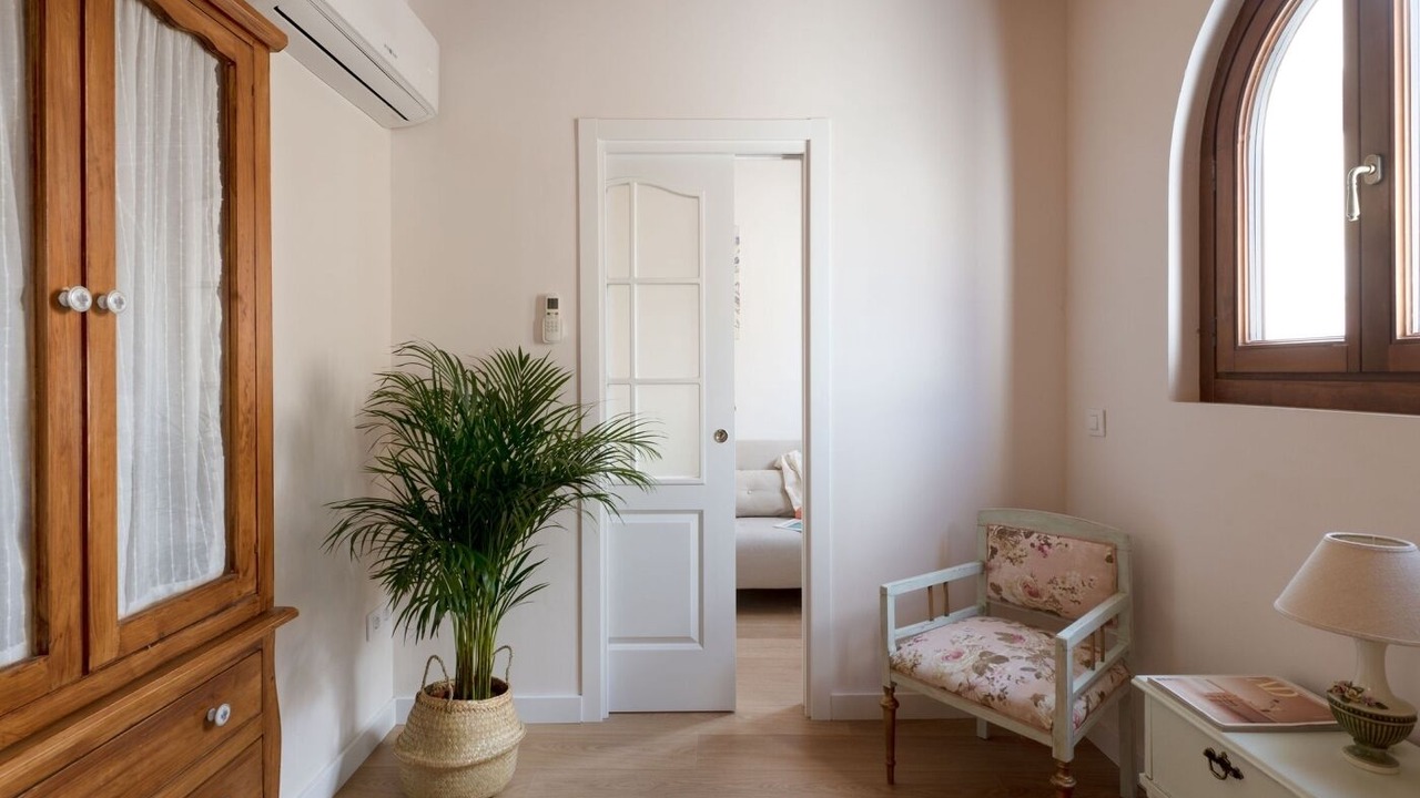 Photo of Livingroom in Alameda