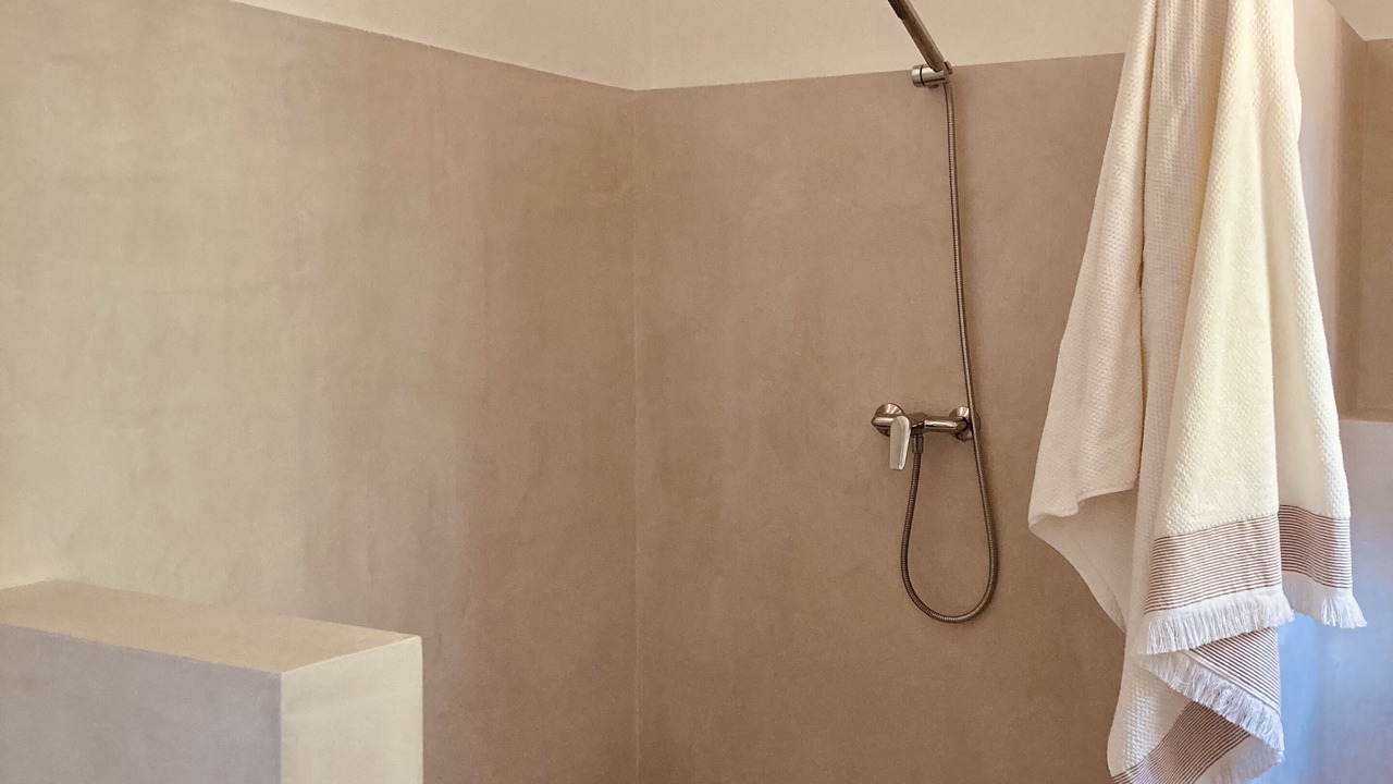 Photo of Bathroom in Saint-Maximin