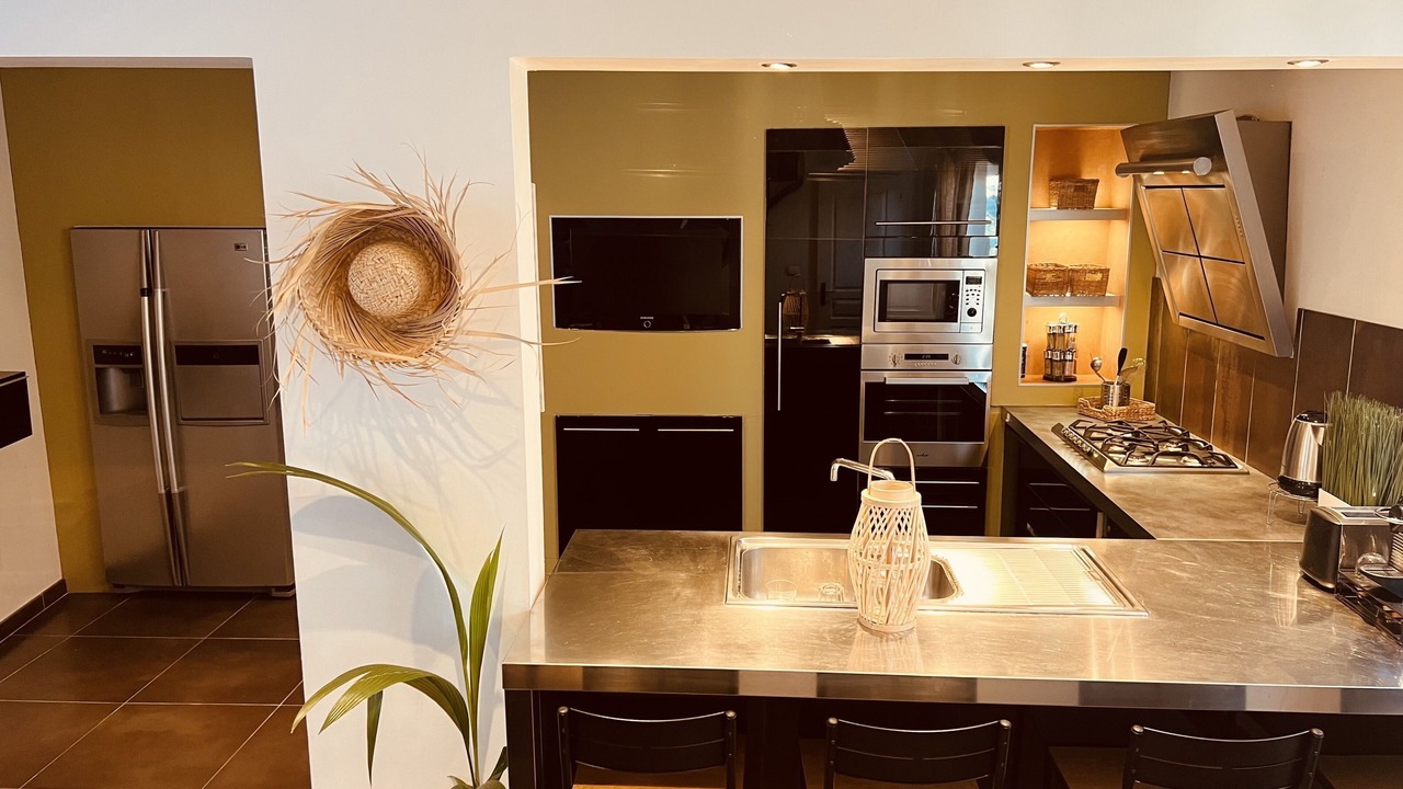 Photo of Kitchen in Quartier Administrations