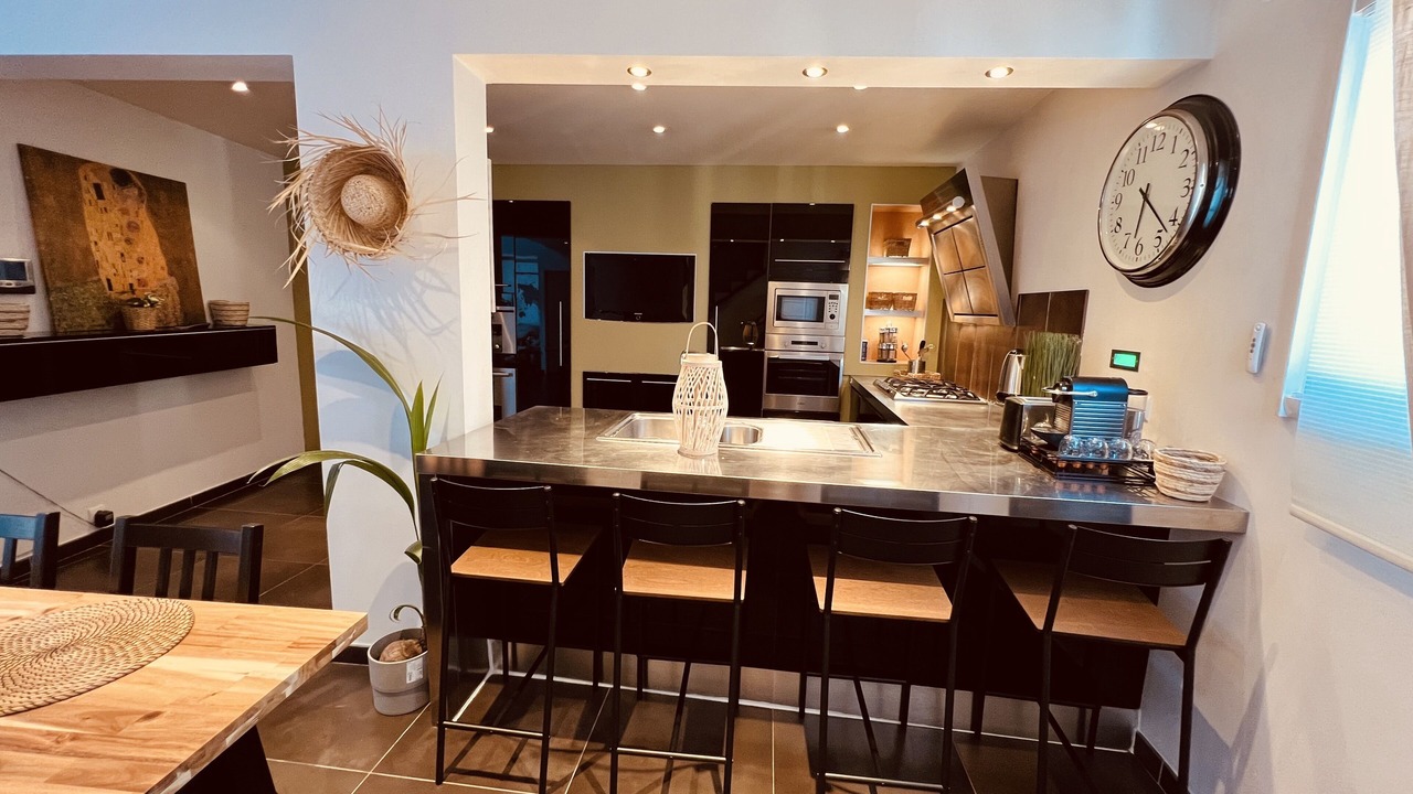 Photo of Kitchen in Quartier Administrations