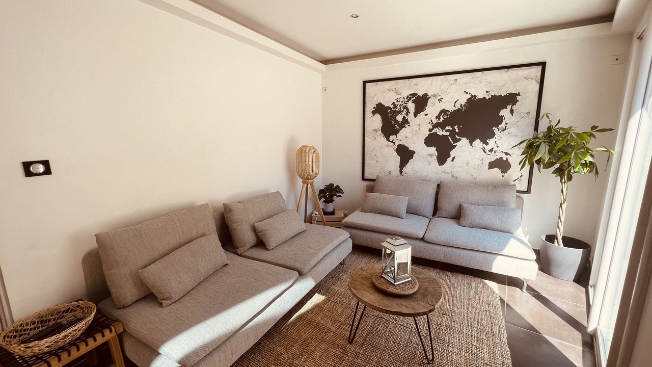 Photo of Livingroom in Quartier Administrations
