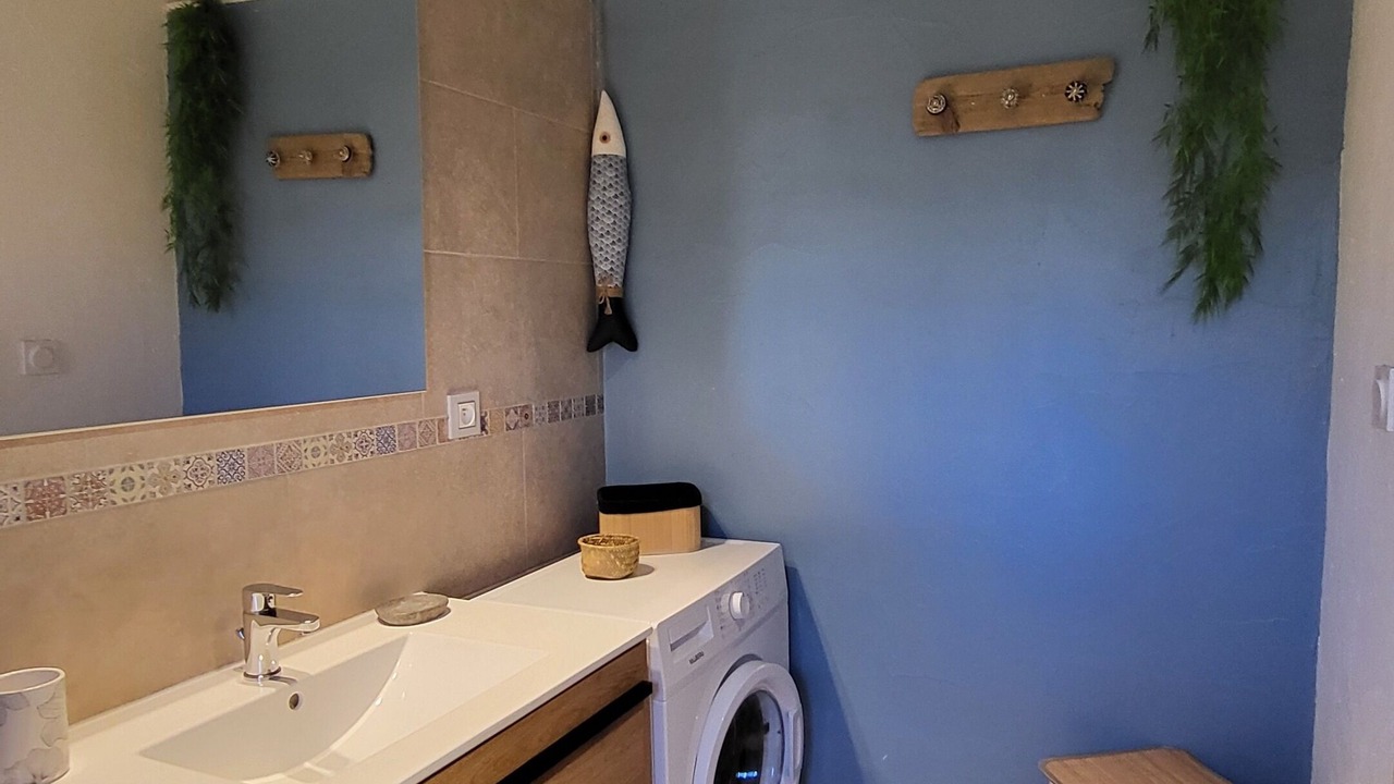 Photo of Bathroom in Saintes-Maries-de-la-Mer