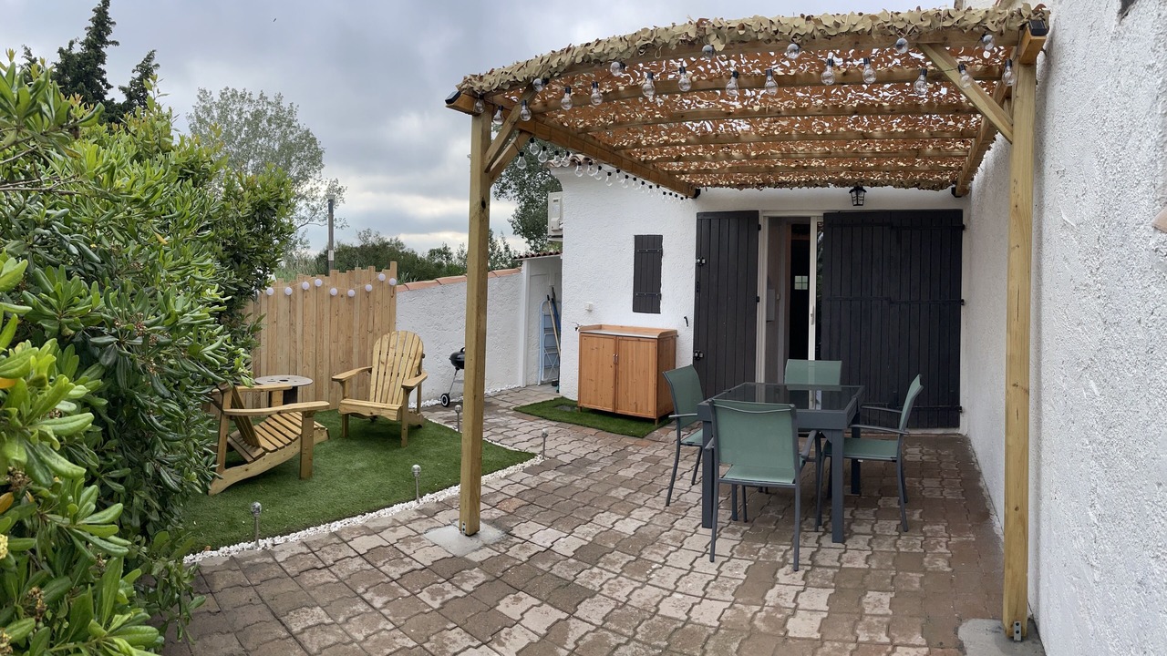 Photo of Patio Balcony in Saintes-Maries-de-la-Mer