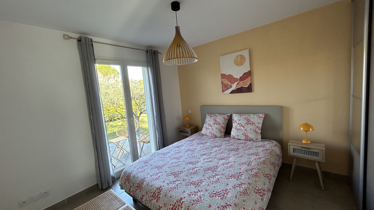 Photo of Bedroom in Moussac