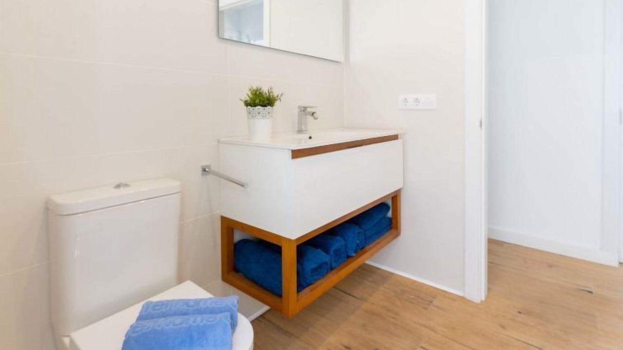 Photo of Bathroom in Roses Town Center