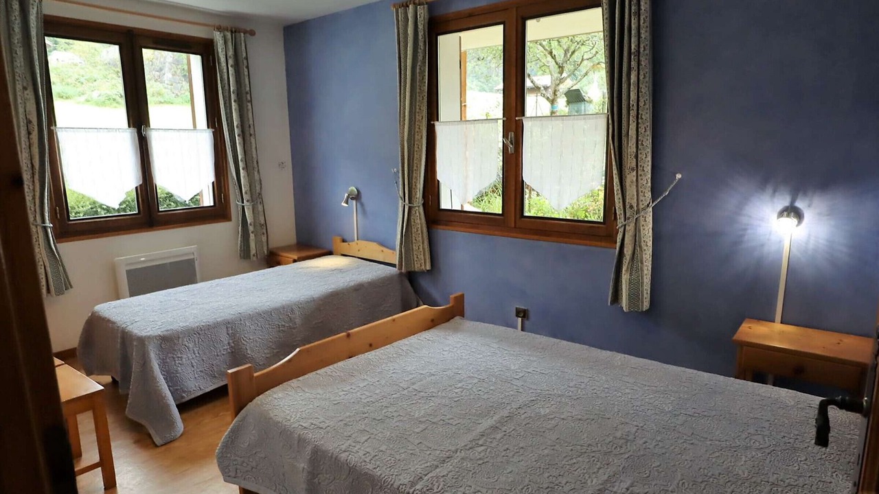 Photo of Bedroom in Areches