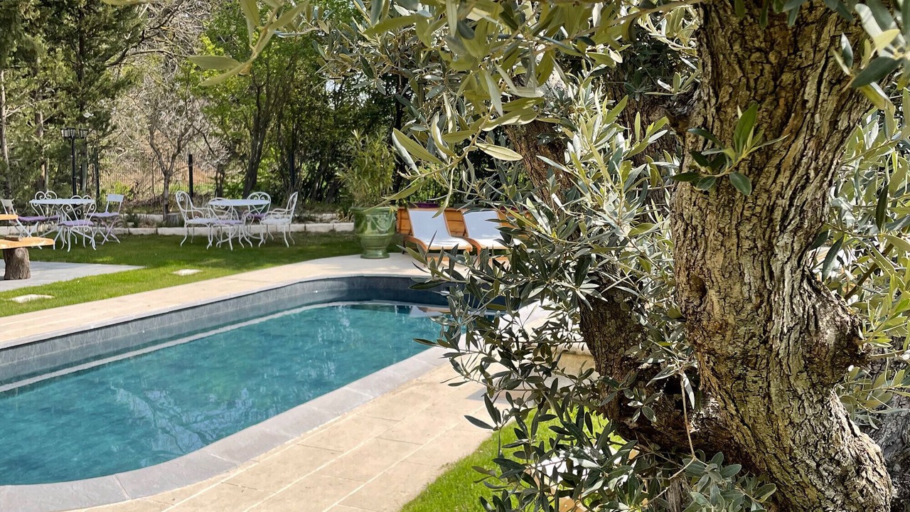 Photo of Outdoor in Chateauneuf-de-Gadagne